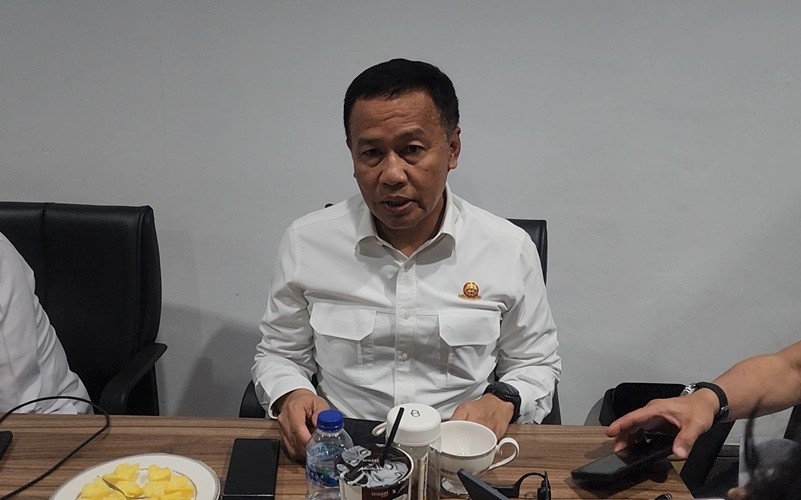 Kemenhub akan memperberat denda atas pelanggaran truk ODOL dalam Undang-Undang Lalu Lintas dan Angkutan Jalan (RUU LLAJ). (Foto: iNews Media/Iqbal Dwi Purnama)