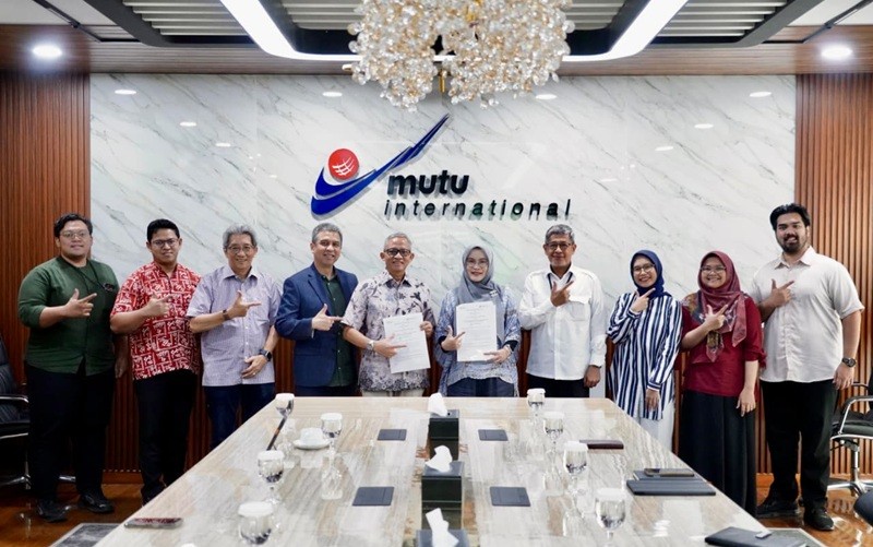 PT Mutuagung Lestari Tbk (MUTU) menandatangani MoU dengan Planet Carbon untuk menjajaki peluang kerja sama di sektor biochar dan proyek karbon. (Foto: Ist)