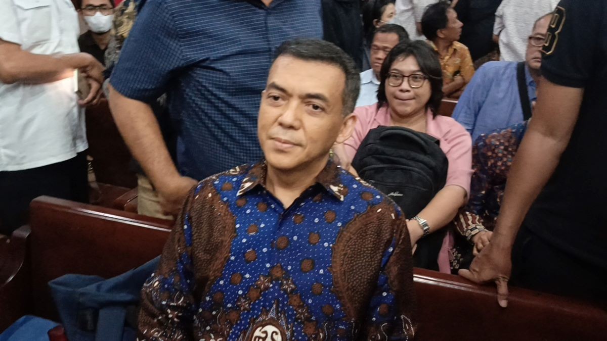 Silmy Karim Turut Didakwa Terima Gratifikasi Rp2,5 Miliar dan Saham Senilai Rp31,3 Miliar. (Foto: iNews Media Group)