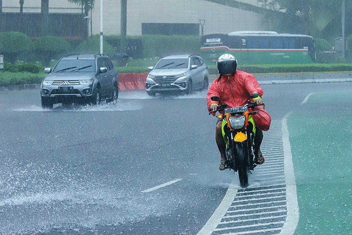 BMKG Prediksi Hujan Masih Mengguyur Jakarta Hari Ini (Foto: MNC Media)