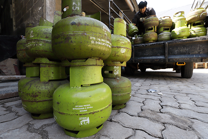 Bahlil Pastikan Harga Gas LPG 3 Kg di Warung Paling Tinggi Rp19 Ribu (FOTO:MNC Media)