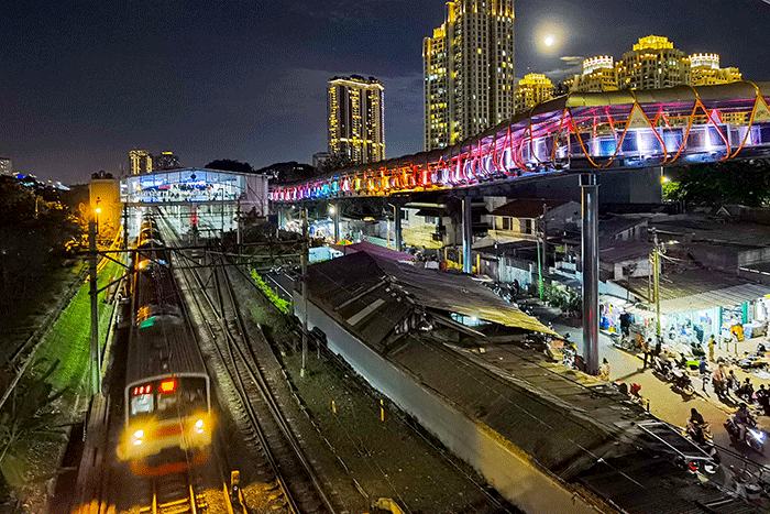 Mulai Hari Ini, Skywalk Kebayoran Lama Bakal Diuji Coba (FOTO:MNC Media)