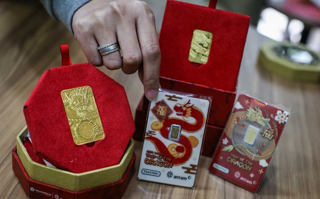 Kenapa Emas Berubah Warna Menjadi Merah? Simak Ulasannya. (Foto: MNC Media)