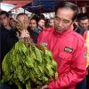 Presiden Jokowi saat blusukan ke pasar (foto: Setkab)