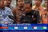 Presiden Jokowi mencoba naik motor listrik Gesits