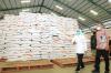 Khofifah Minta Bulog Jatim Tingkatkan Serapan Beras dari Petani. (Foto: MNC Media)