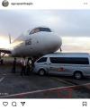 Terjadi kecerobohan mobil Ground Handling sehingga menabrak depan pesawat Airbus Neo A 320. (Foto: MNC Media)