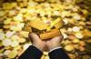 Ambles Rp12 Ribu, Harga Emas Antam (ANTM) Hari Ini Rp938 Ribu per Gram (Dok.MNC Media)