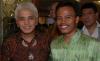 Nurul Huda saat berfoto dengan Hatta Rajasa. (Foto: MNC Media)