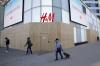 H&M Cetak Angka Penjualan Tertinggi Usai Lockdown Mulai Dikendurkan. (Foto: MNC Media)