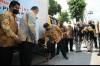 Menteri Koordinator Perekonomian Airlangga Hartarto melepas ekspor perdana telur tetas (hatching egg/HE) ke Myanmar dan Vietnam.  (Foto: MNC Media)