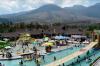 Objek wisata pemandian air panas di Cipanas, Garut, Jabar. Garut jadi salah satu wilayah yang diizinkan membuka destinasi wisatanya. (Foto: Agung Bakti)