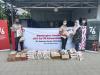 Salurkan Semangat Kemerdekaan, HKI Berikan Ratusan Paket Sembako ke Masyarakat di Sekitar Proyek. (Foto: HKI)