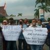 Para peternak ayam Blitar Raya meminta bank BUMN mengeluarkan kebijakan pemutihan bunga pinjaman. (Foto: MNC Media)