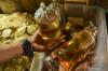 Sasar Warga Miskin, BUMN Distribusikan Minyak Goreng Curah Rp14 Ribu per Liter (foto: MNC Media)