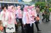 Jokowi ke Kaltara, Ibu Negara Tinjau Vaksinasi Anak di Bandung. (Foto: MNC Media)