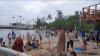 Warga memadati objek wisata Ancol pada libur Natal 2021