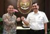 Gaet Mantan CEO Bukalapak, Luhut: Semoga Banyak Cita-Cita Bangsa Ini Lahir dari Tangannya (FOTO: MNC Media)