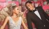 Tiara mahkota rancangan Rinaldy Yunadi dipilih oleh selebriti dan sosialita terkenal dunia, Paris Hilton. (Foto: MNC Media)