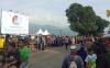 Keramaian warga di sekitar lokasi pemakaman Emmeril Kahn Mumtadz di Cimaung, Banjaran, Kabupaten Bandung, Senin (13/6/2022). 