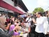 Bagi Bansos di Pasar Peterongan, Jokowi: Jangan untuk Beli Handphone (Dok.Ist)