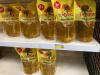 Bunda Cek Segera! Harga Minyak Goreng Kemasan Sania hingga Tropical Hari Ini Turun. (Foto: MNC Media)