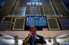 Wall Street Babak Belur Tiga Persen, The Fed Pastikan Kenaikan Suku Bunga Berlanjut