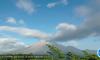 Gunung Semeru Erupsi 28 Kali, Masyarakat Dilarang Aktivitas dalam Radius 5 Kilometer (FOTO:Dok Ist)