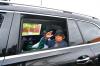Kala Ma'ruf Amin Kepo Jajal Mobil Paspampres. (Foto: Dok. Istimewa/Setwapres)