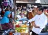 Jokowi Beli Cabai 5 Kilogram di Pasar Mendenrejo, Pedagang: Bayarnya Rp200 Ribu  (FOTO:Dok Ist)
