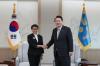Temui Presiden Korsel, Menlu Retno Bahas Ekosistem Kendaraan Listrik. (Foto: MNC Media)
