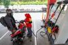 Kompak Naik, Simak Perbandingan Harga BBM Pertamina dan Swasta. (Foto MNC Media)