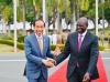 Jokowi Tertawa Akrab dengan Presiden Kenya, Ternyata Ini yang Dibahas. (Foto: Dok. Biro Pers Setpres)