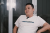 Kisah Sukses Bos Perusahaan RPH Ayam Rintis Usaha dengan Modal Rp700 Ribu. (Foto: YouTube/Naik Kelas)