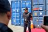 Kontainer MotoGP Tiba di RI, Bea Cukai Buka dan Lepas Segel. (Foto: MNC Media)