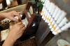 Jual Rokok Eceran Resmi Dilarang, Bagaimana Nasib Saham GGRM-HMSP? (foto mnc media)