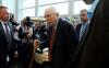 Orang kepercayaan Warren Buffett, Charlie Munger di Berkshire Hathaway Inc. meninggal dunia, Selasa pagi (28/11/202).