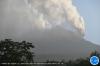 Gunung Lewotobi Laki-Laki Siaga, Hujan Abu Vulkanik Semakin Sering Terjadi. (Foto: Dok. PVMBG)
