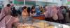 Emak-Emak Borong Emas Jelang Lebaran, Dijual Lagi Usai Hari Raya (foto iskandar)