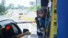 Jasa Marga Imbau Pemudik Cukupi Saldo E-Toll untuk Hindari Antrean Masuk Tol. (Foto: Iqbal/MNC Media)