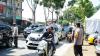 Lalu Lintas ke Ciwidey Ramai Lancar, Polisi Terapkan Empat Sistem One Way. (Foto: Agi Ilman/MNC Media)