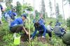 Hijaukan Kembali Desa Besakih, Pertamina Tanam 200 Pohon di Kaki Gunung Agung. (Foto Pertamina)