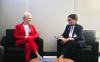 Menlu Retno L.P. Marsudi bertemu dengan Direktur Eksekutif UN World Food Programme atau WFP, Cindy McCain. (Kemenlu)