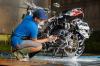 Keuntungan dan Risiko Usaha Cuci Motor, Sekaligus Cara Mengantisipasinya. (Foto: Adobe Stock)