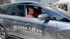 Airlangga Mampir ke GJAW 2024, Jajal Mobil Listrik Aletra. Foto: MNC Media.