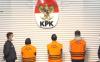 KPK menetapkan tiga tersangka terkait dugaan kasus korupsi di lingkungan Kota Pekanbaru, Riau.