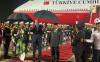 Presiden Erdogan memayungi Presiden Prabowo saat hujan (MNC Media)