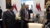 Menggemaskan, Momen Bill Gates Beri Hadiah ke Kucing Prabowo Bobby Kertanegara. (Foto Istimewa/Setpres)
