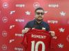 Jersey Timnas dengan Nameset Ole Romeny Paling Diburu Supporter, Geser Jay Idzes. (Foto: Andri Bagus/Inews Media Group)