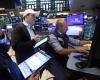 Wall Street Menguat, Nasdaq dan S&P 500 Kembali Catat Rekor. (Foto: AP)